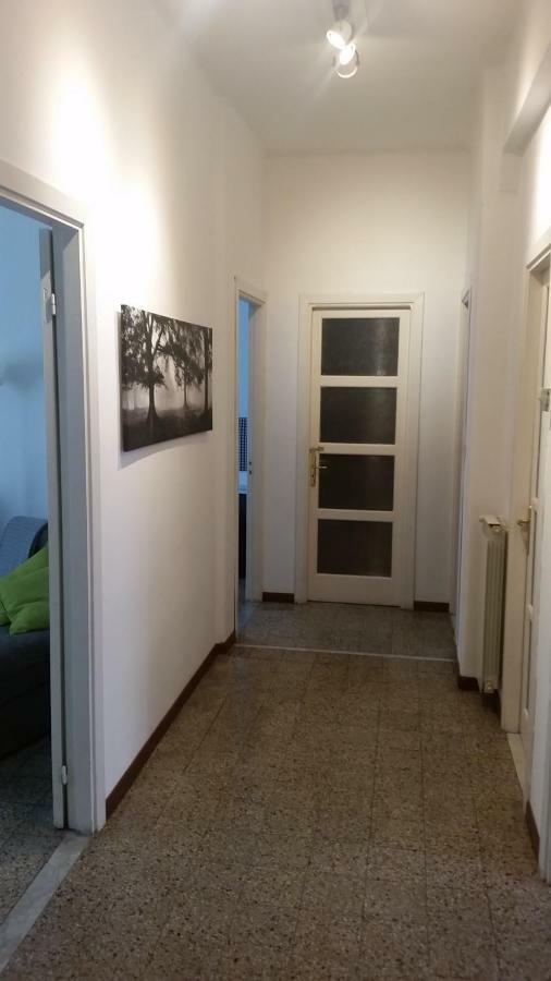 In Vacanza Da Marinella Albenga Bagian luar foto